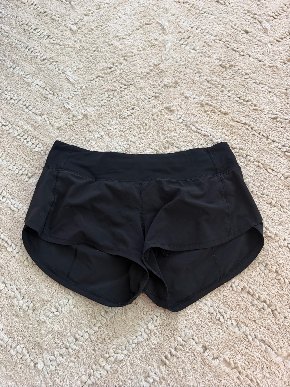 Lululemon 2.5 Black Speed Ups Women's Running Shorts